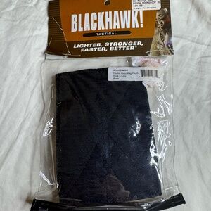 NWT Blackhawk double pistol, mag pouch, hook and loop (black)
